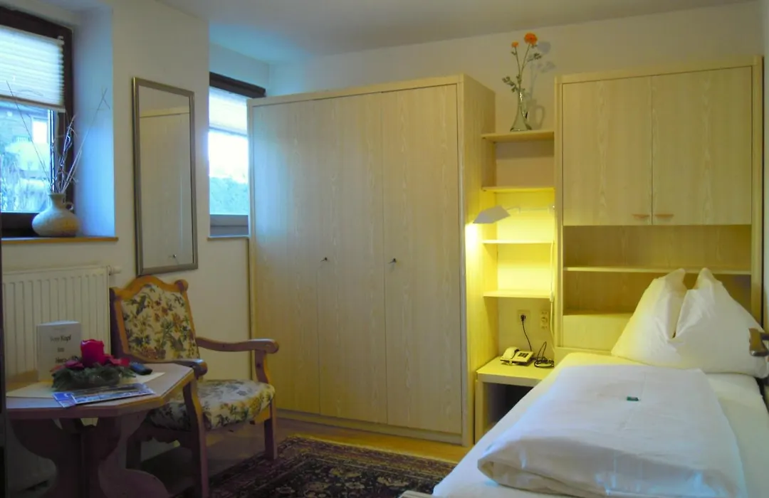 Hotel Garni Alpenland-1