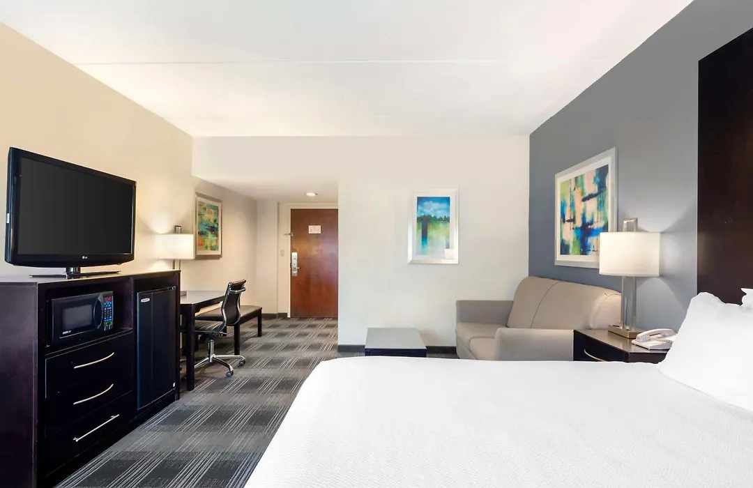 Best Western Hartford Hotel And Suites-1