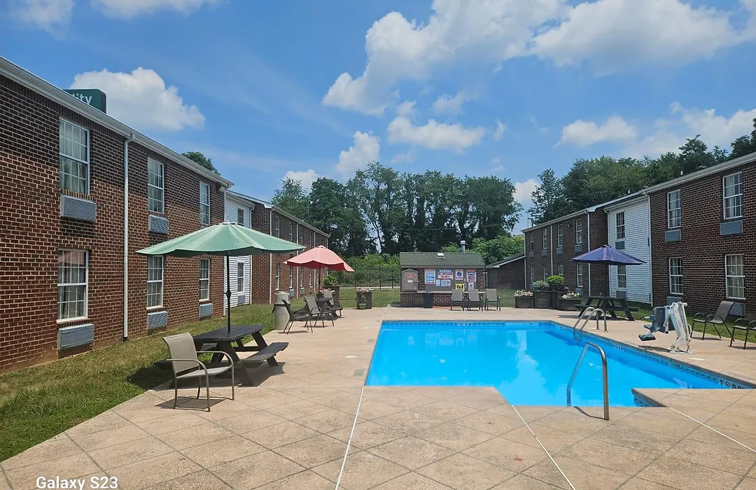 Quality Inn Dublin I-81-1