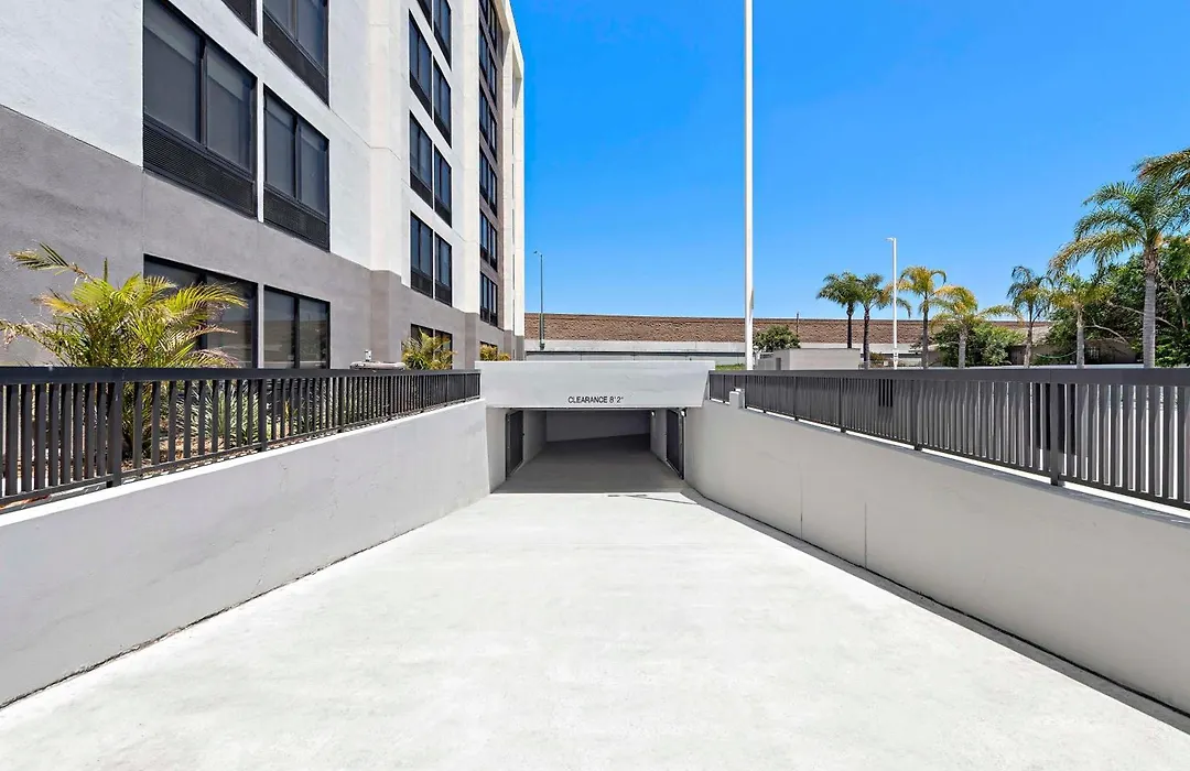 Hampton Inn By Hilton Los Angeles Airport Lax-1