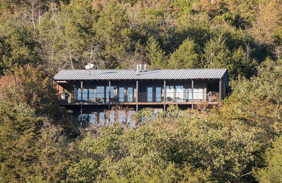 Beaver Lakefront Cabins - Couples Only Getaways-1