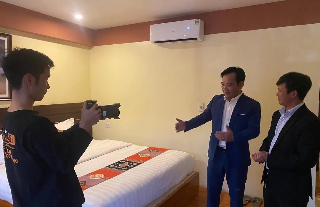 The Mountaineer Hotel-1