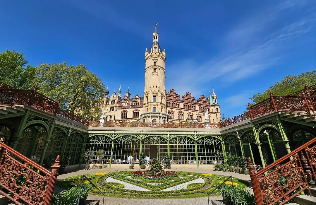 Weinhaus Uhle-1