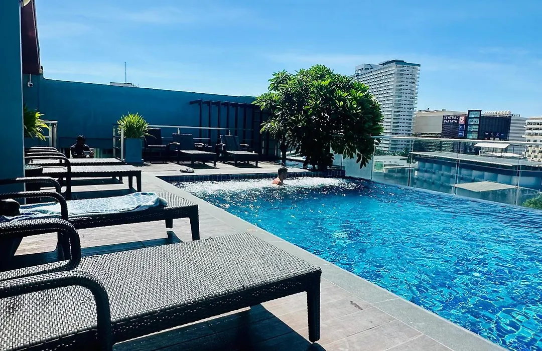 The Base Inn Pattaya-1