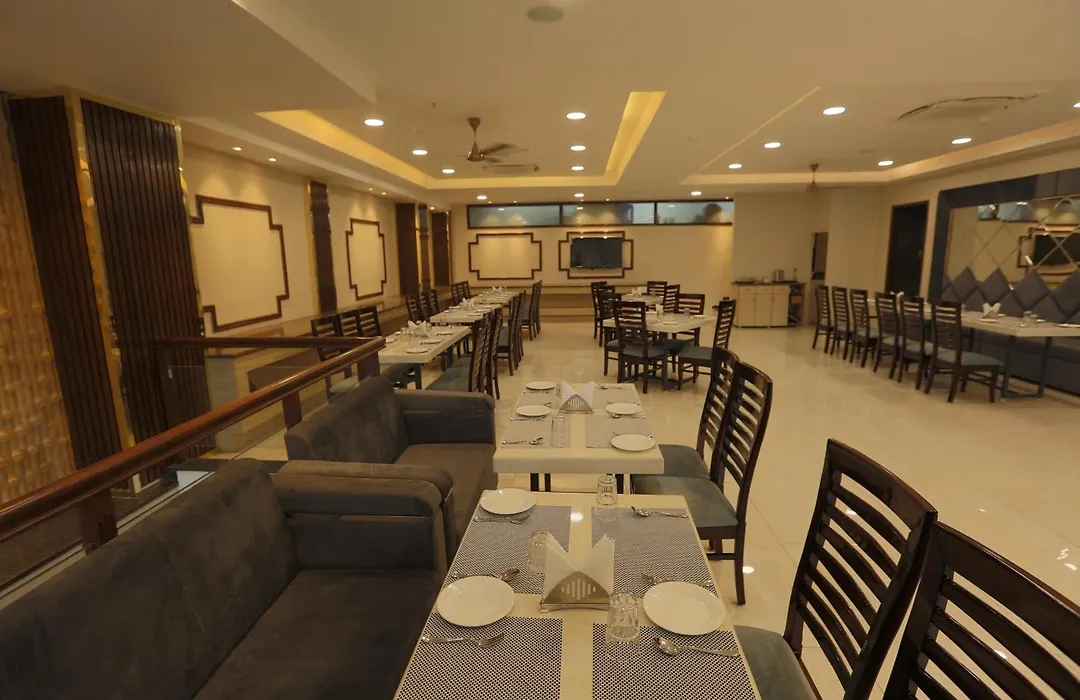 Hotel Bliss-1