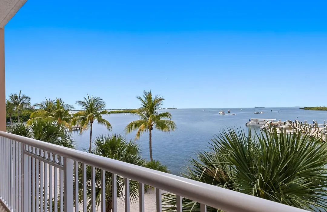Key West Marriott Beachside Hotel-1