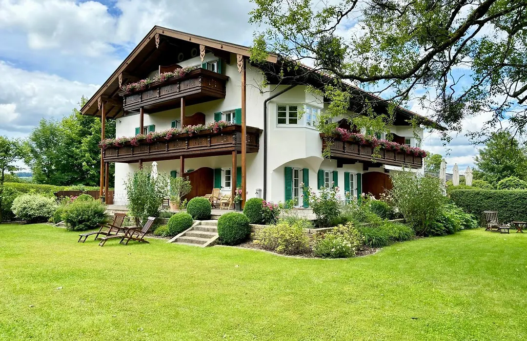 Landhaus Marinella Hotel Garni-1