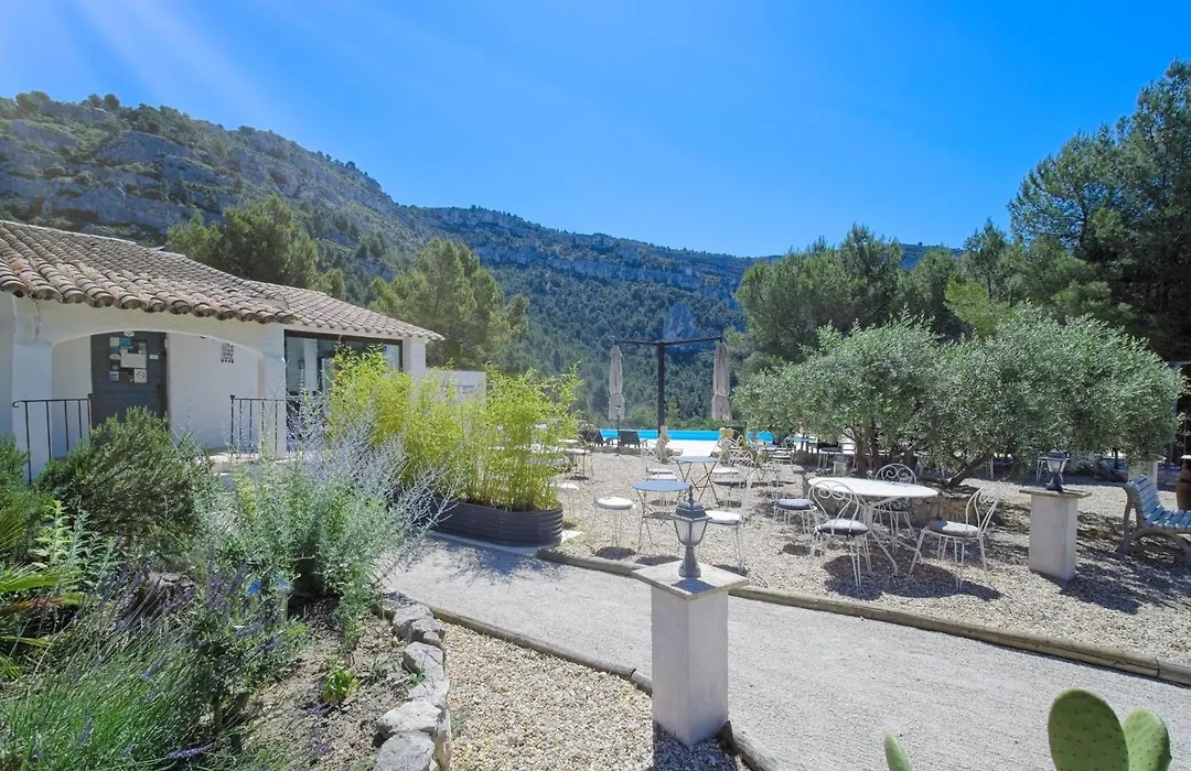 B&B Villa Chante Coucou-1