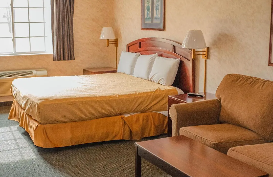 Colfax Inn By Marifah-1