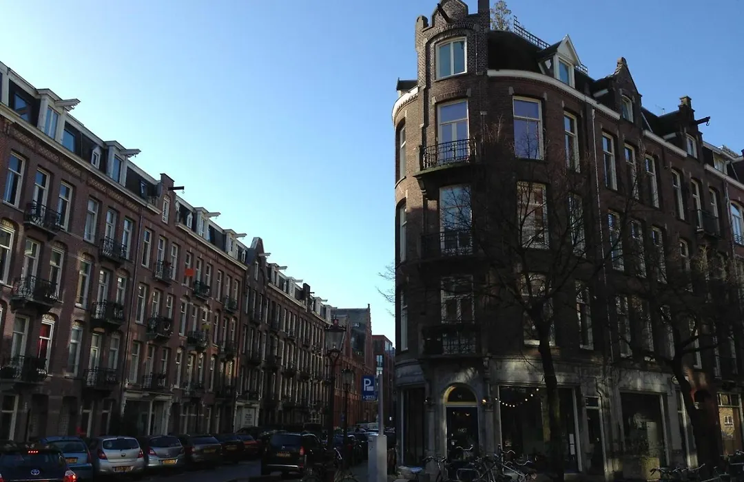 Boutique Amsterdam Homestay-1