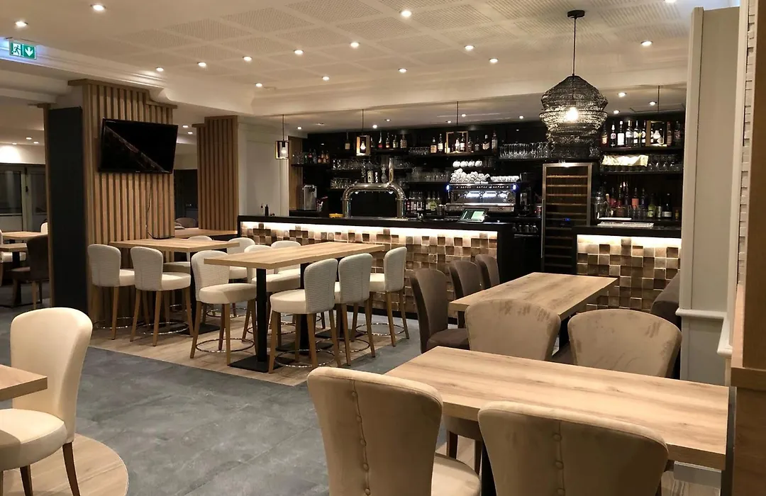 Best Western Le Duguesclin Hotel-Restaurant-1