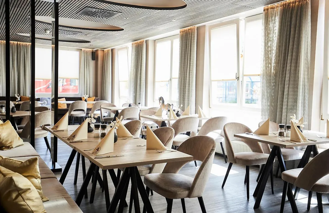 Flair Hotel Stadt Höxter-1