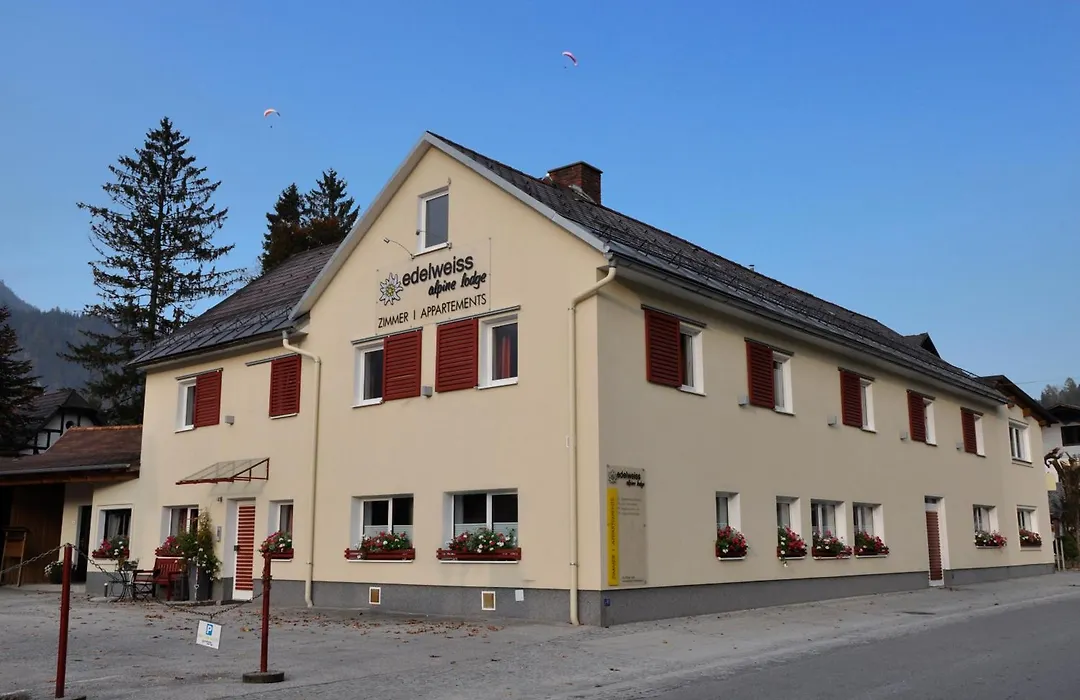 Hotel&Restaurant Edelweiss Alpine Lodge-1