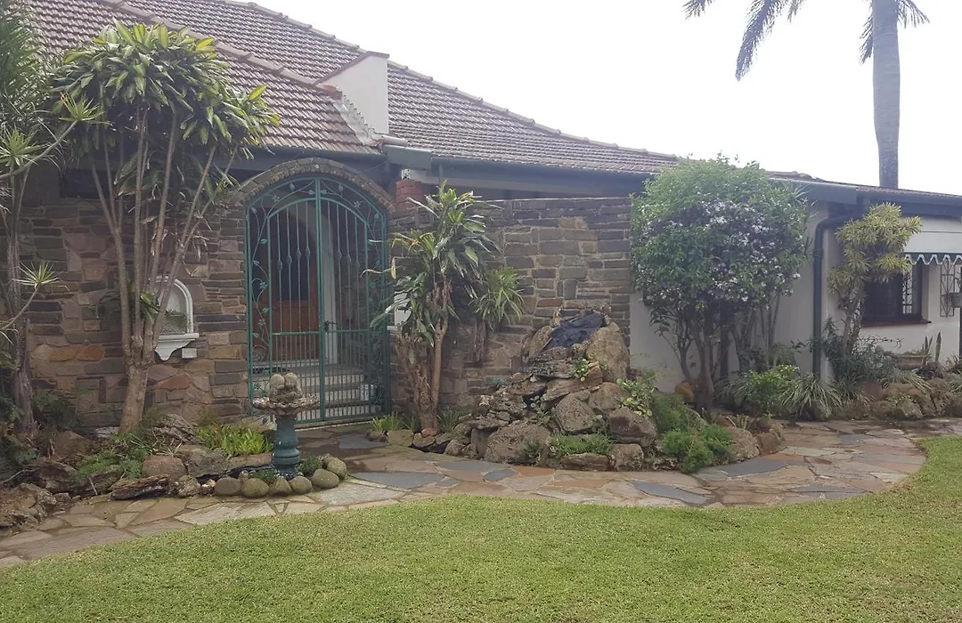 Bleu Bird Guesthouse-1