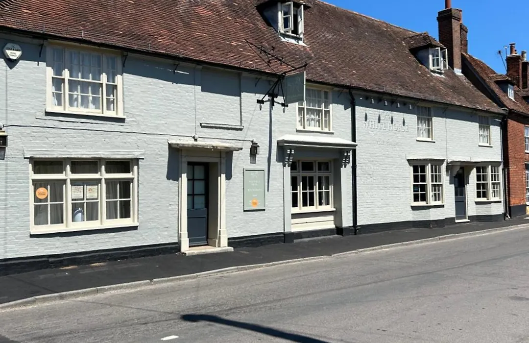 The White Horse-1