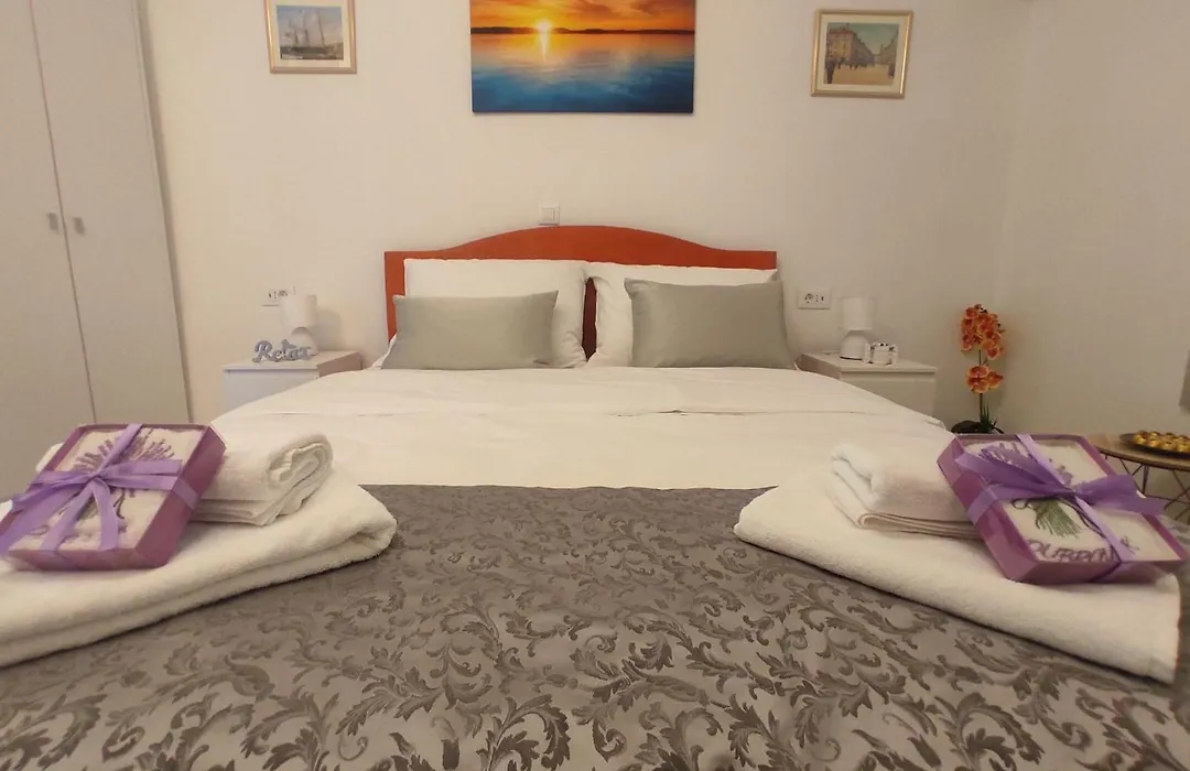 Room Porat 2 With Private Terrace-1