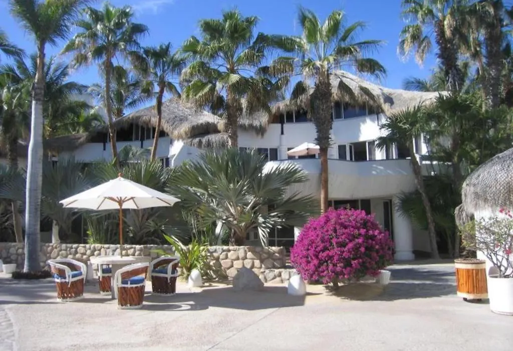 Club Cascadas de Baja-1