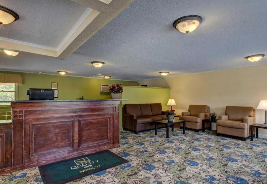 Quality Inn Barre-Montpelier-1