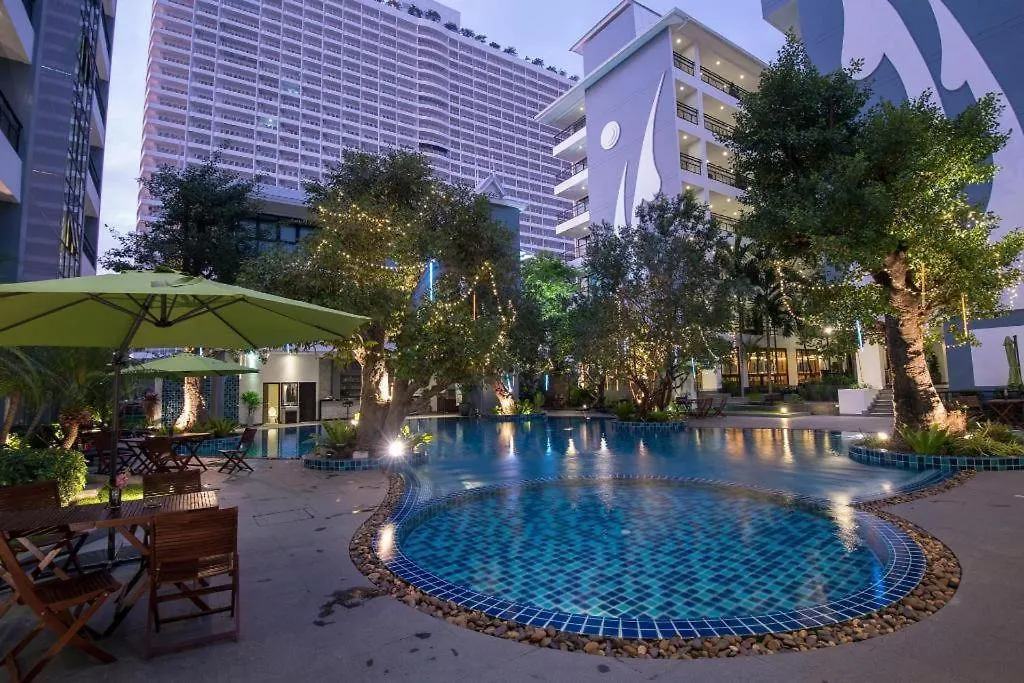 Bay Beach Resort Jomtien-1