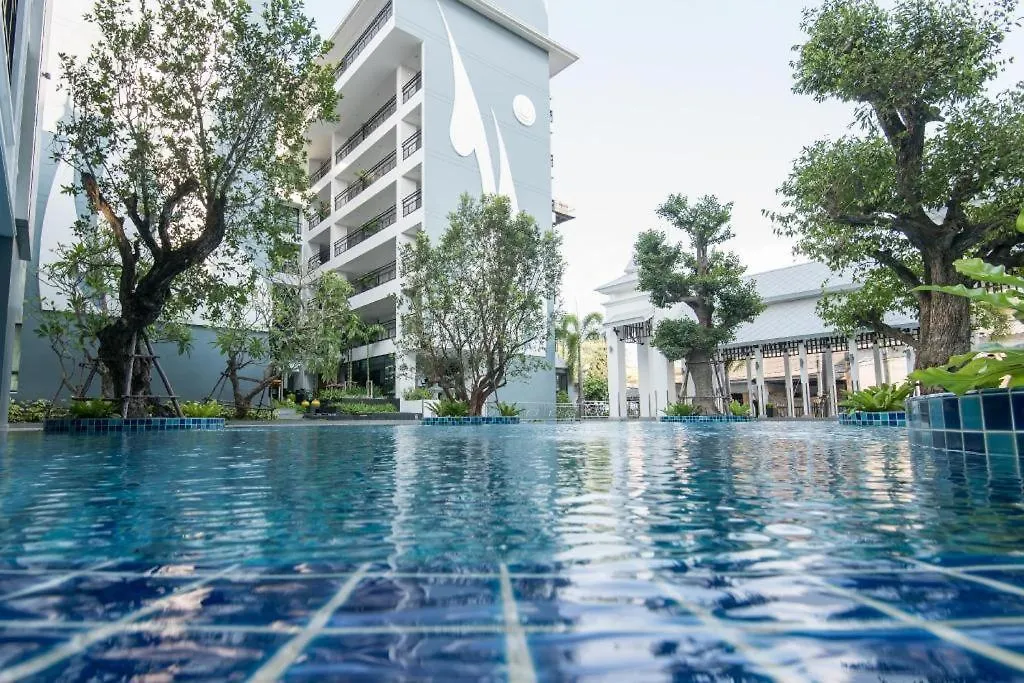 Bay Beach Resort Jomtien-1