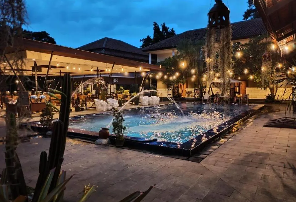 Bumi Gumati Resort & Convention-1
