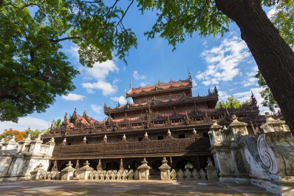 Yadanarpon Dynasty Hotel-1