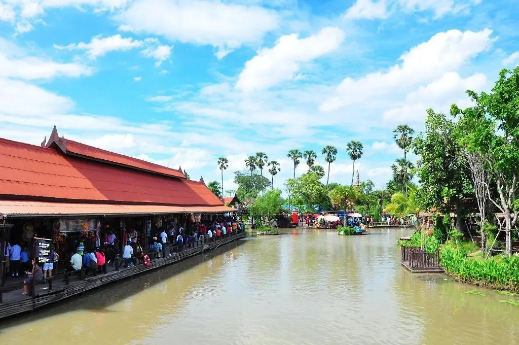 At Ayutthaya Hotel-1