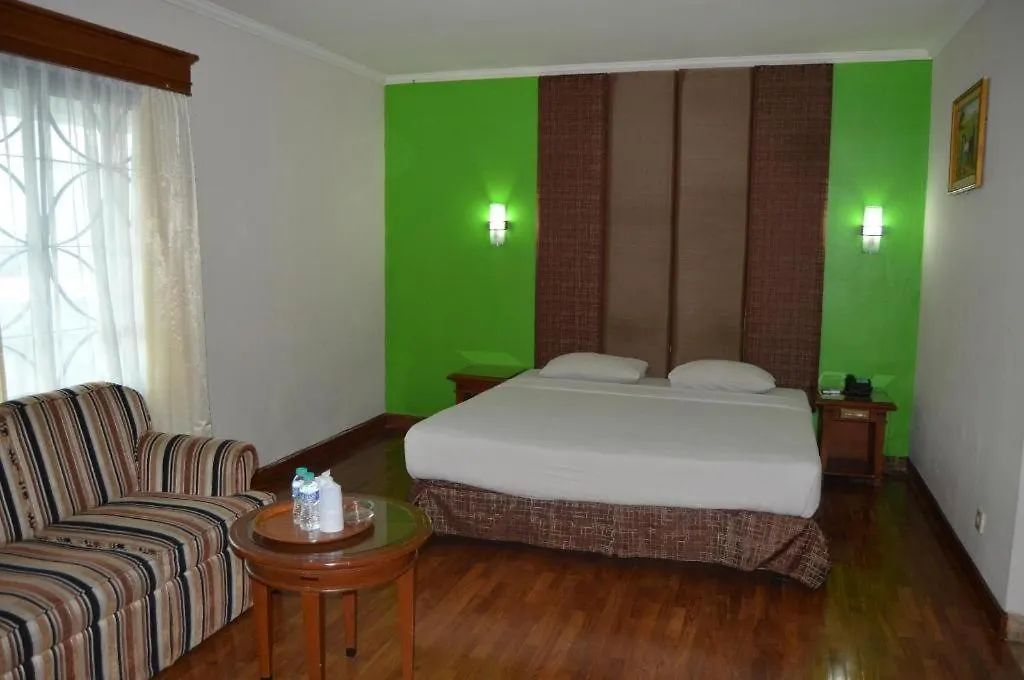 Mega Cikini Hotel-1