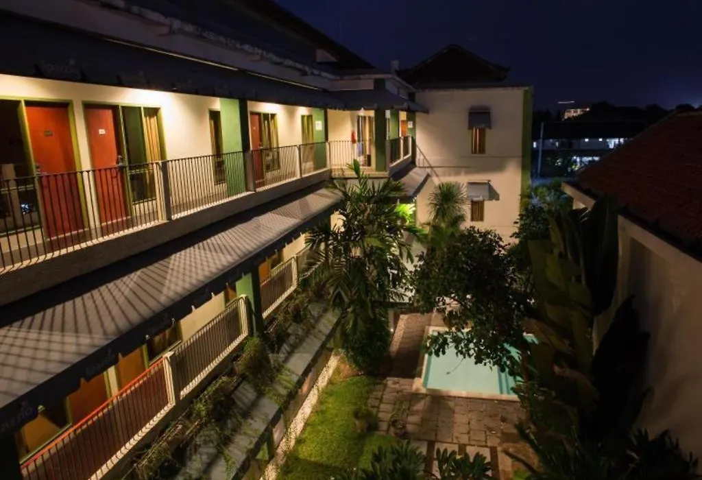Spazzio Bali Hotel-1