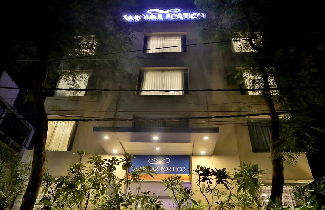 Sarovar Portico Naraina, Hotel-1