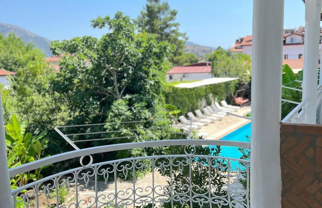 Central Park Otel - Adult Only-1