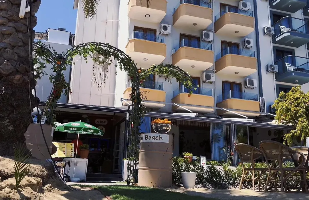 Reis Beach Hotel-1
