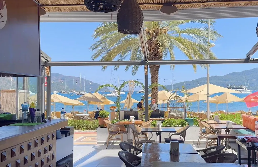 Reis Beach Hotel-1