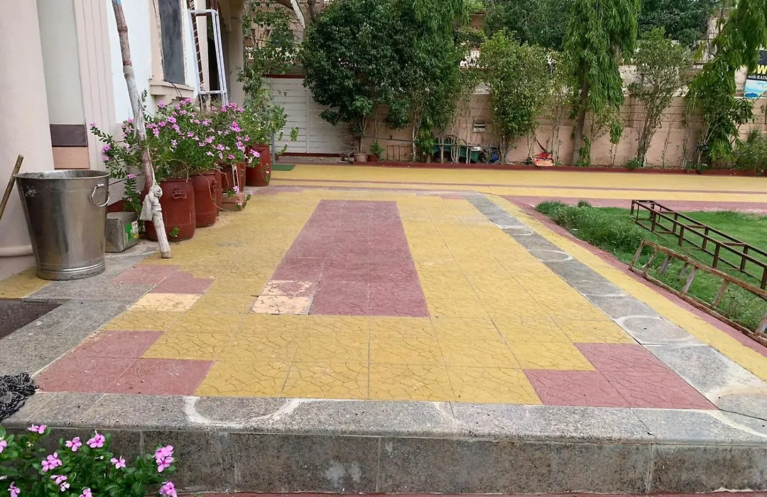 Treebo Raj Garden, Near Pushkar Lake-1