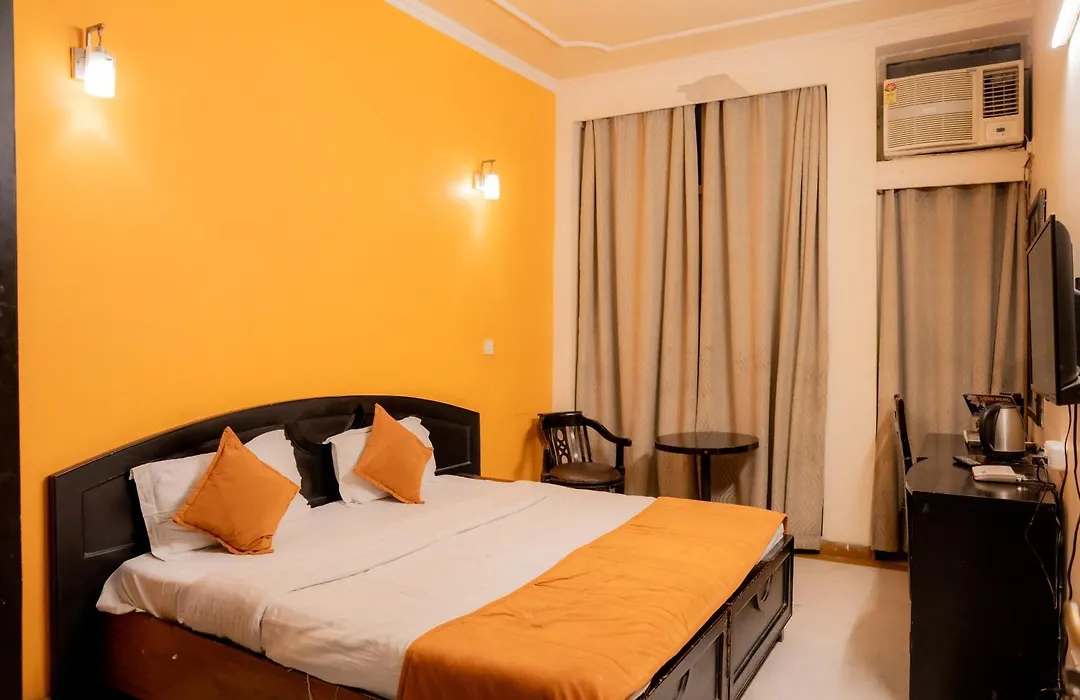 Hotel City Centre Inn Nizamuddin-1