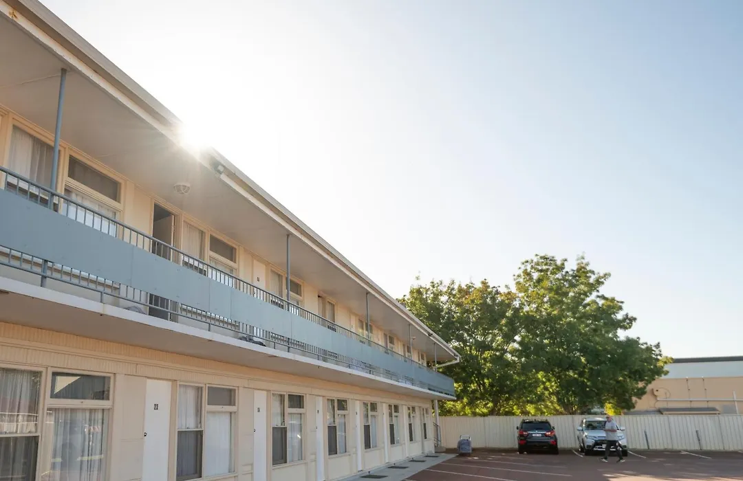 Bunbury Motel And Apartments-1