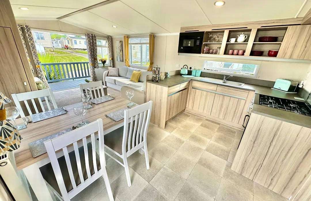 272 Wilksworth Caravan Park - Two Bedroom - Pool Access-1
