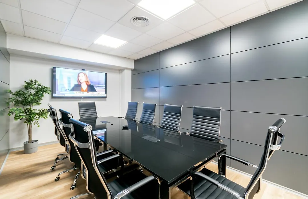 Coliving Gran Via Carlos III-1