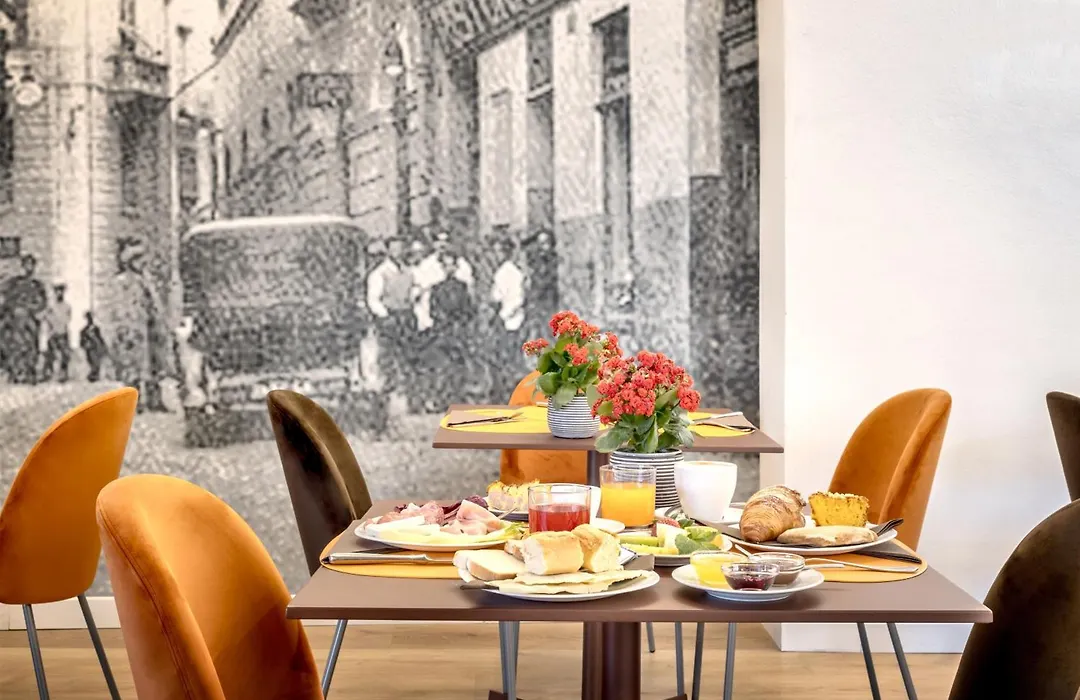 Hotel Italia-1