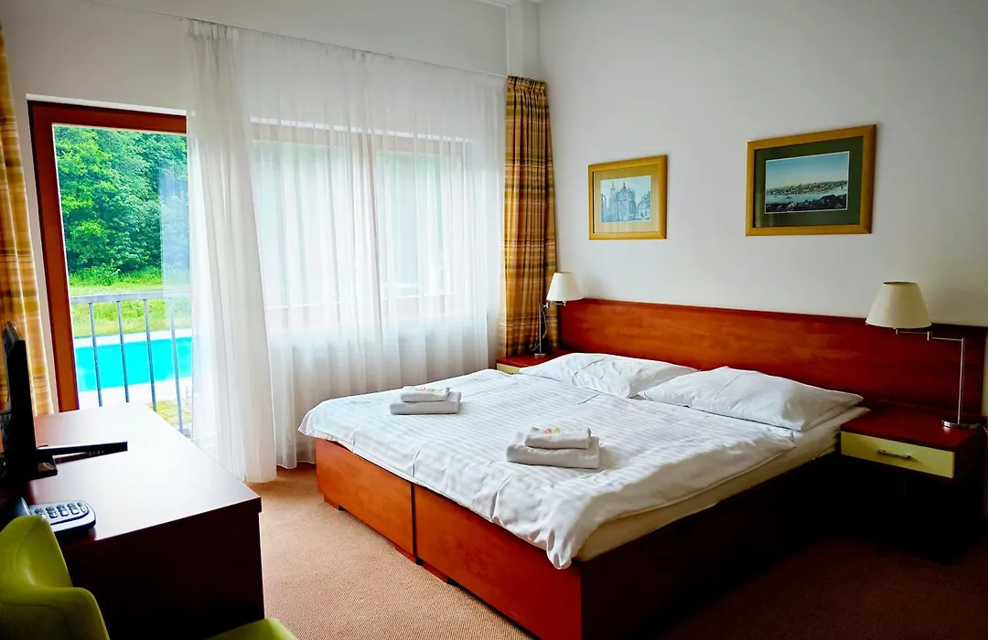 Hotel Bazant-1
