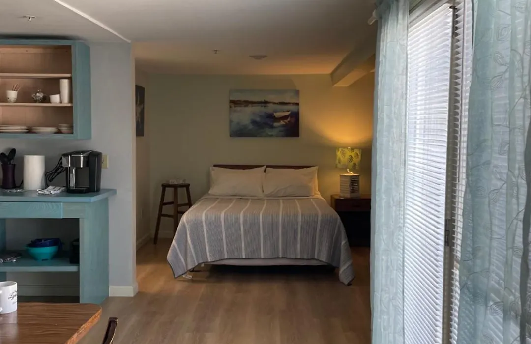 Lynwood Inn-1