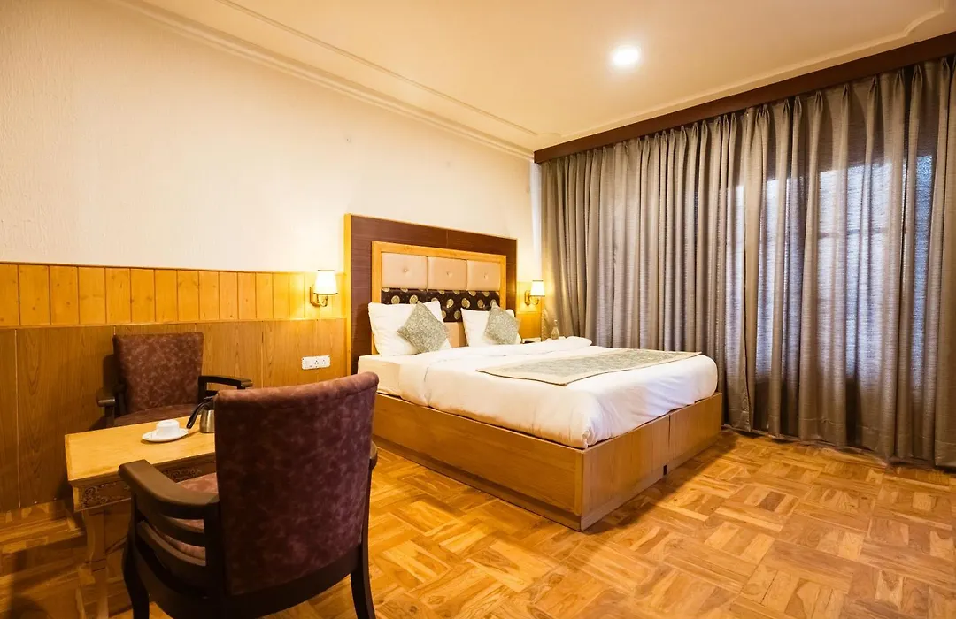 Hotel Gawaling International-1
