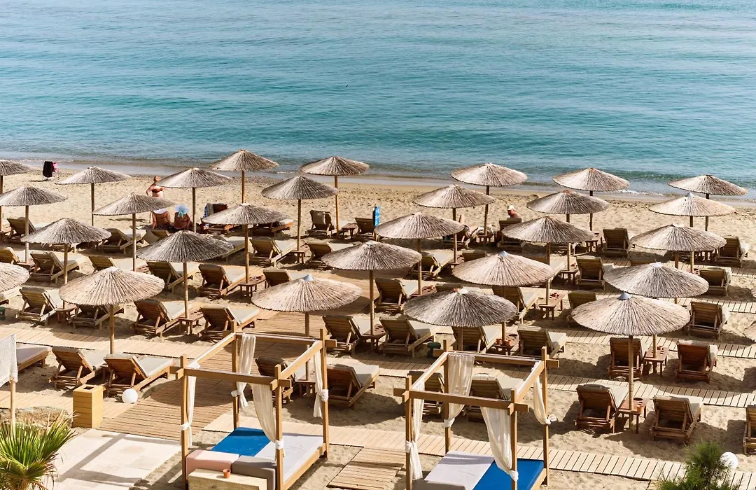 Enorme Teatro Beach - Adults Only-1