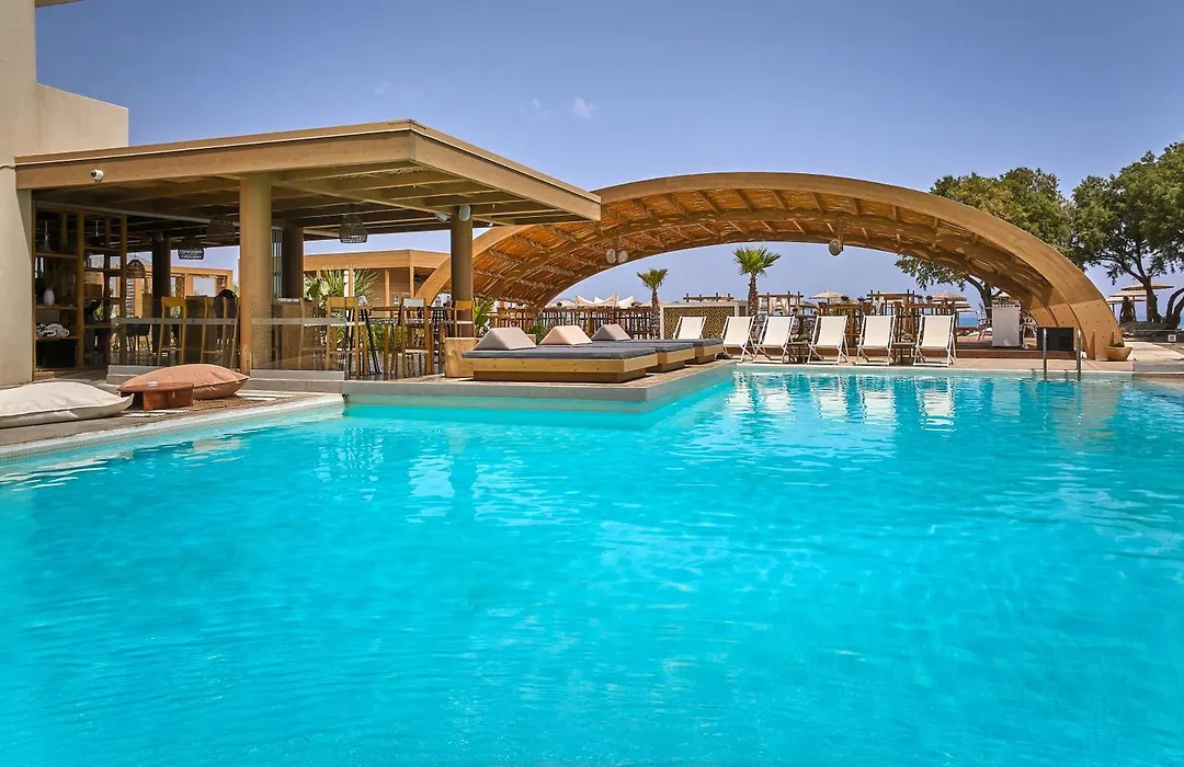 Enorme Teatro Beach - Adults Only-1