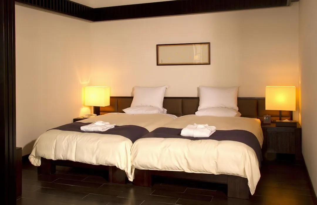 Shigira Bayside Suite Allamanda-1