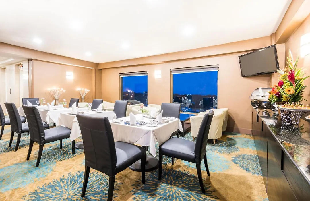 Holiday Inn Convention Center By Ihg-1