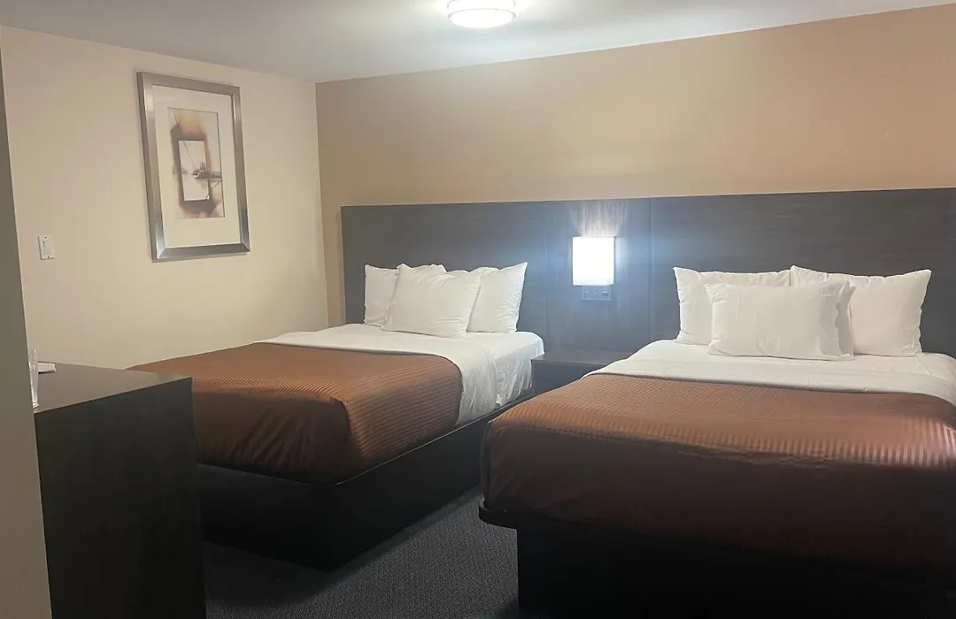 Falls Lodge & Suites-1