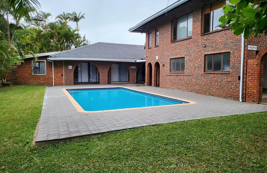 Emangunini Guest House-1