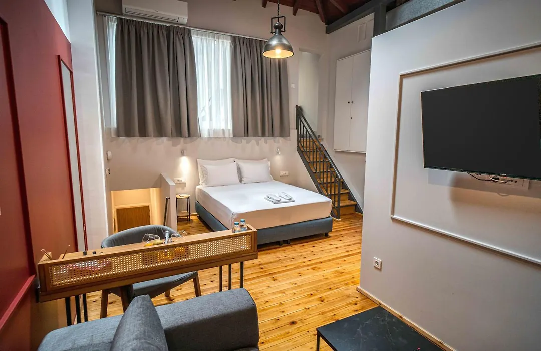 Belle Athenes - Luxury Rooms At Monastiraki Railway Station-1