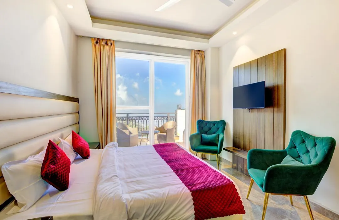 Luxe Resorts - Centrally Heated Air Conditioned Hotel In The Heart Of Kasauli-1